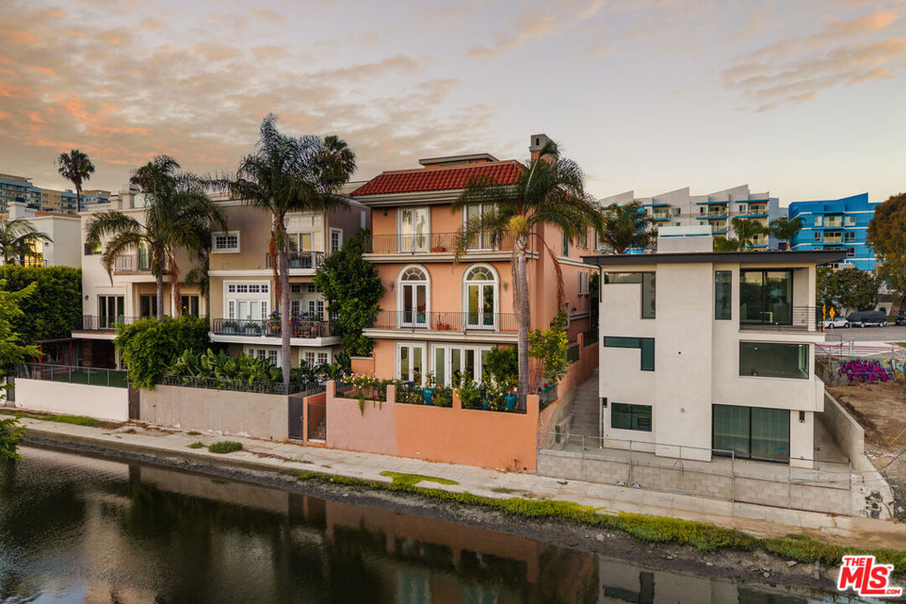 3815 Via Dolce Property Photo 1