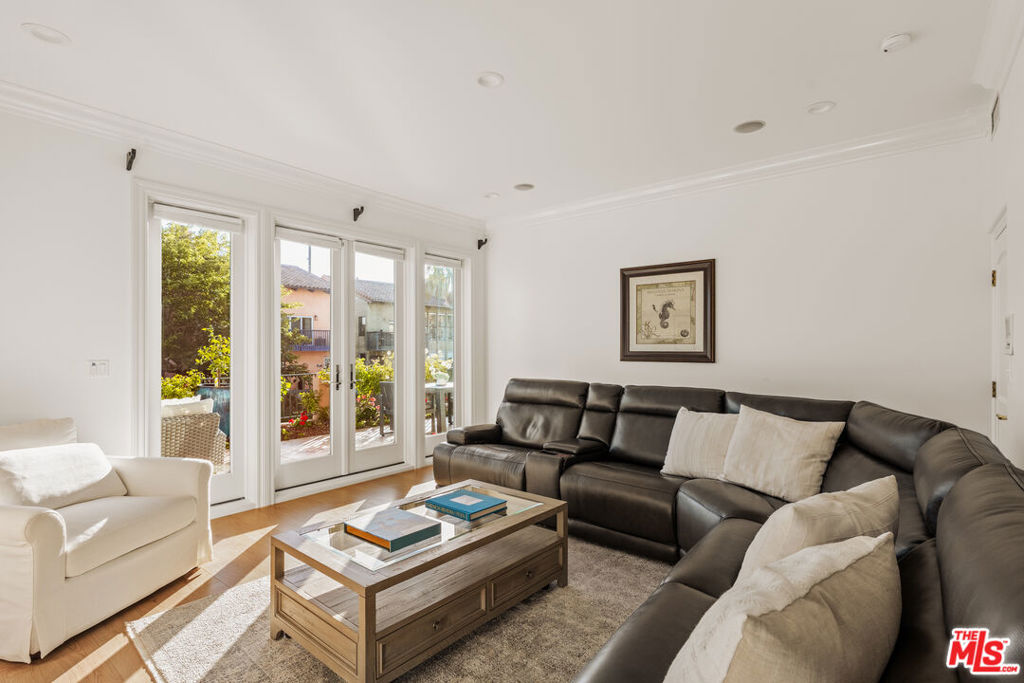 3815 Via Dolce Property Photo 29