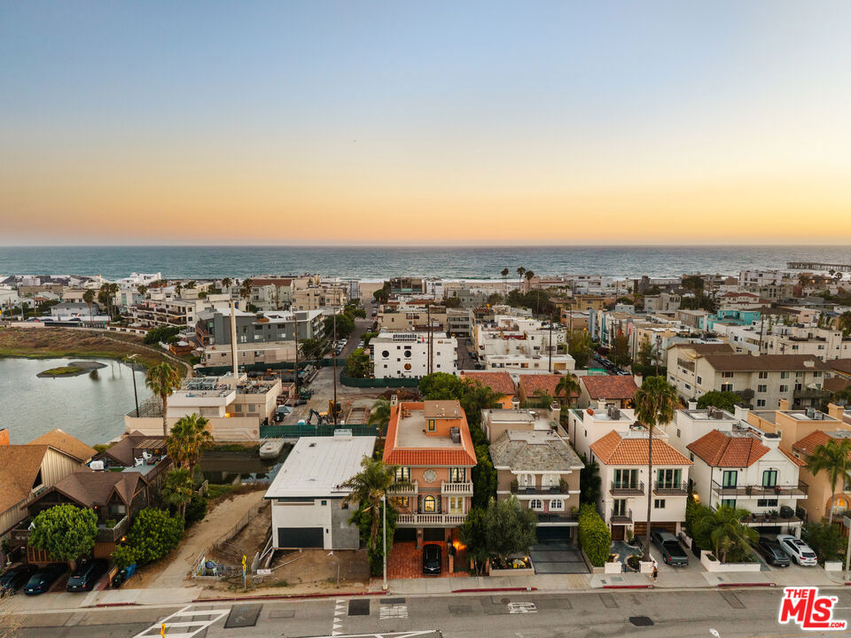 3815 Via Dolce Property Photo 35