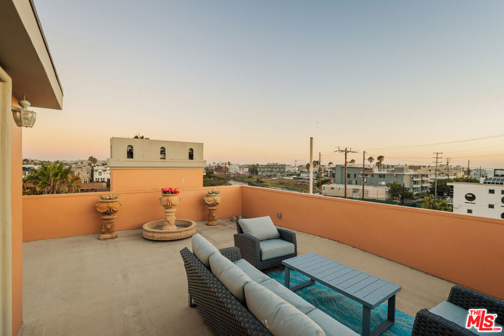 3815 Via Dolce Property Photo 36