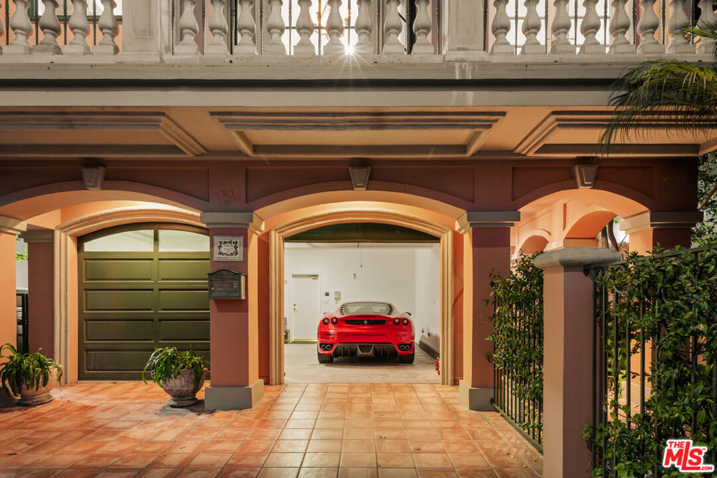 3815 Via Dolce Property Photo 37