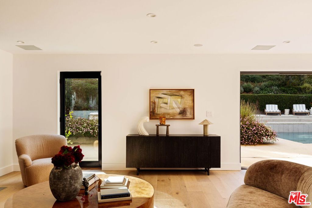10837 Via Verona Street Property Photo 18