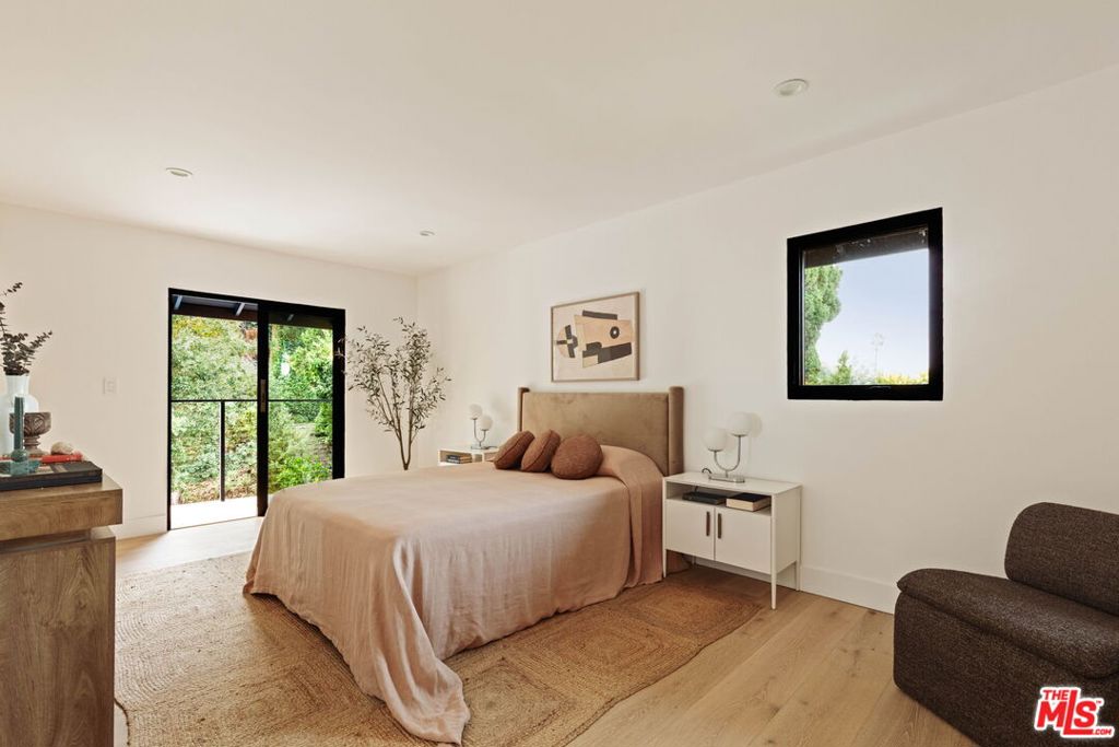 10837 Via Verona Street Property Photo 34