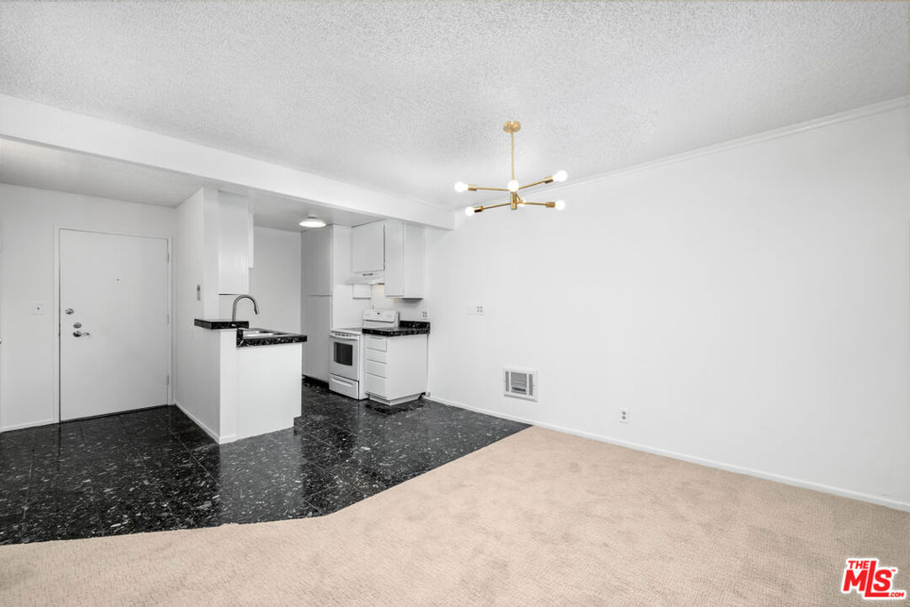 355 S Los Robles Avenue 210 Property Photo 7