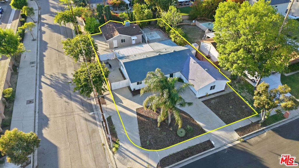 10401 Amigo Avenue Property Photo 1