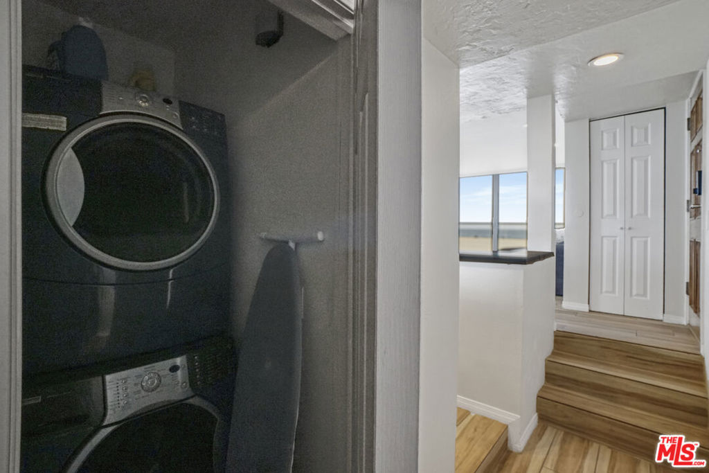 1 Jib Street 101 Property Photo 22