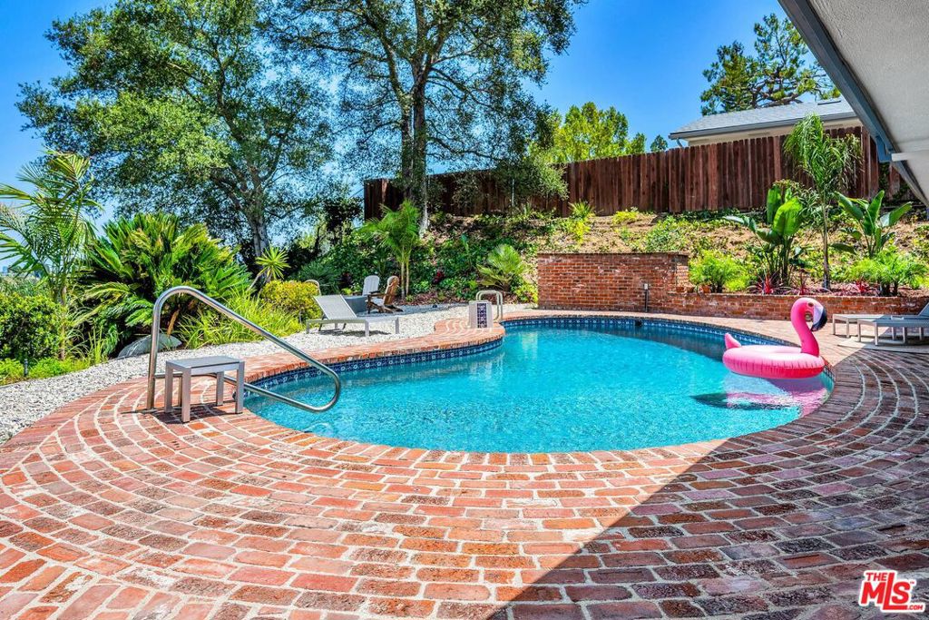2144 Banyan Drive Property Photo 40