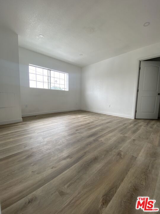 4214 Avalon Boulevard 8 Property Photo 5