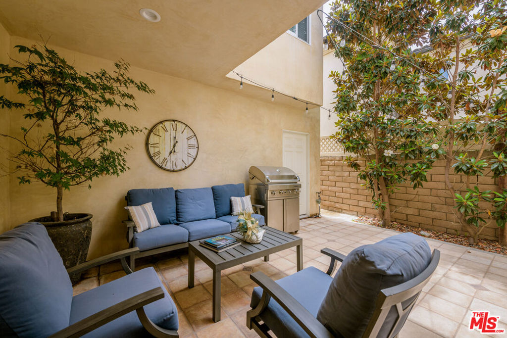 118 3rd Street Property Photo 16