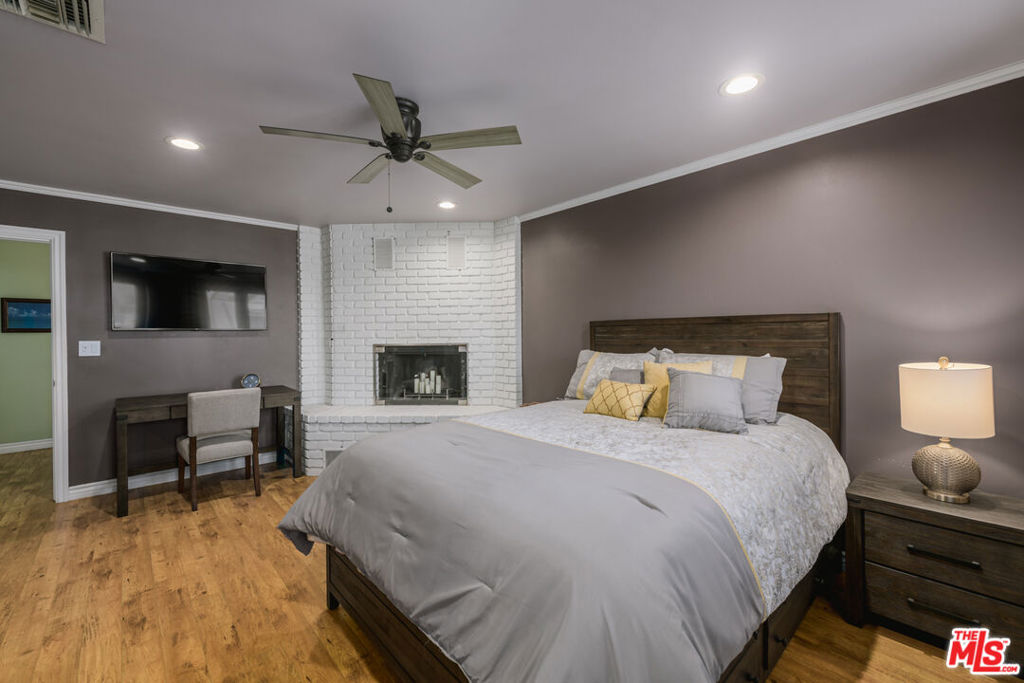 118 3rd Street Property Photo 22