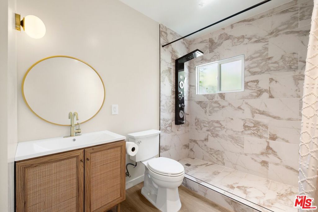 3233 Tareco Drive Property Photo 19