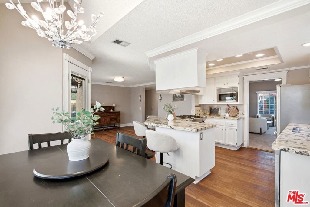1629 Centre Court Property Photo 16