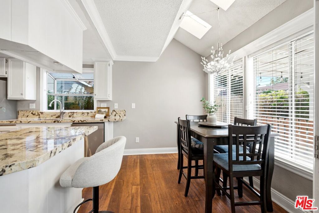 1629 Centre Court Property Photo 17