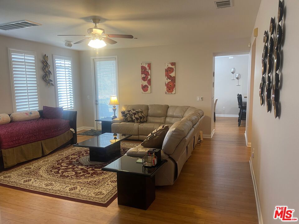 5625 Crescent Parkway 106 Property Photo 6