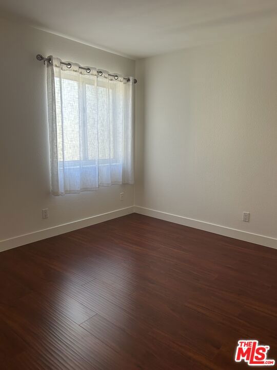 2452 Chelsea Place E Property Photo 14