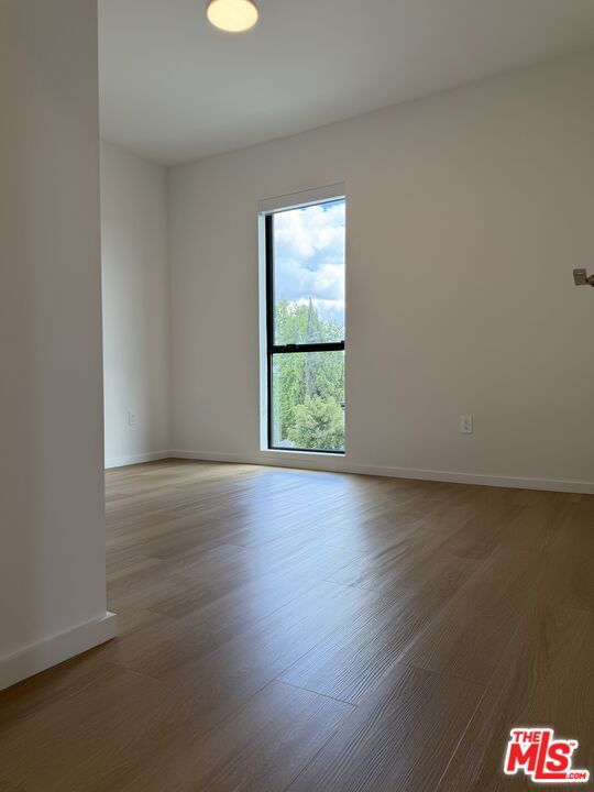 5119 Colfax Avenue 303 Property Photo 13