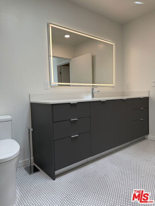 5119 Colfax Avenue 303 Property Photo 26