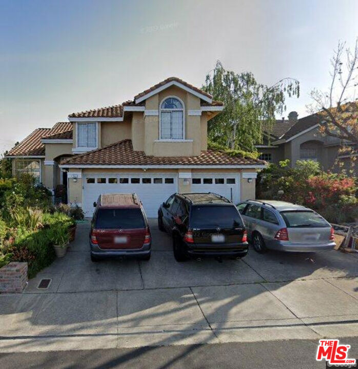 761 Turquoise Drive Property Photo