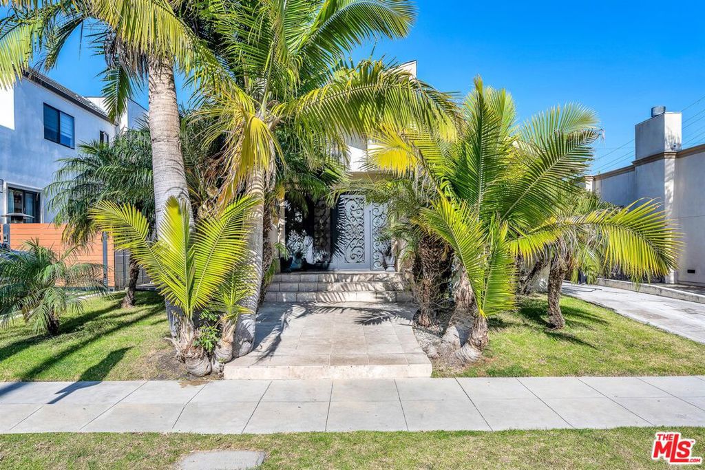 478 S Sherbourne Drive Property Photo 1