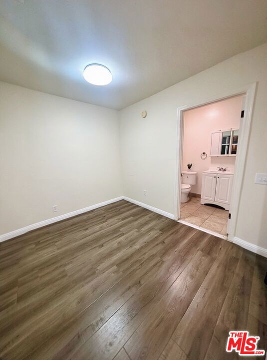4343 W 4th Street F Property Photo 8