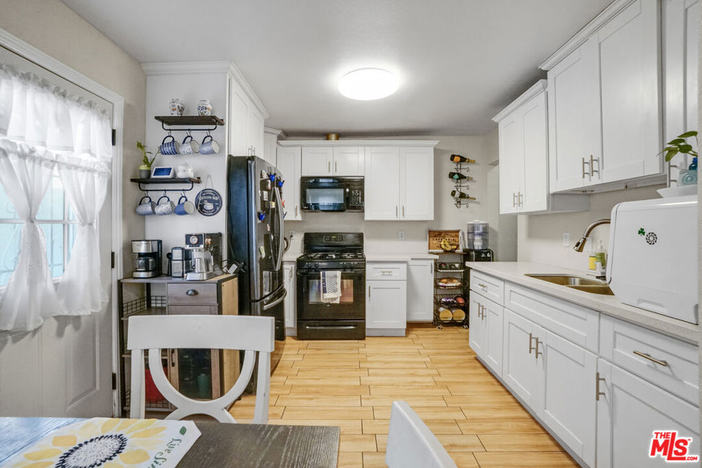 824 W Palmer Street Property Photo 11