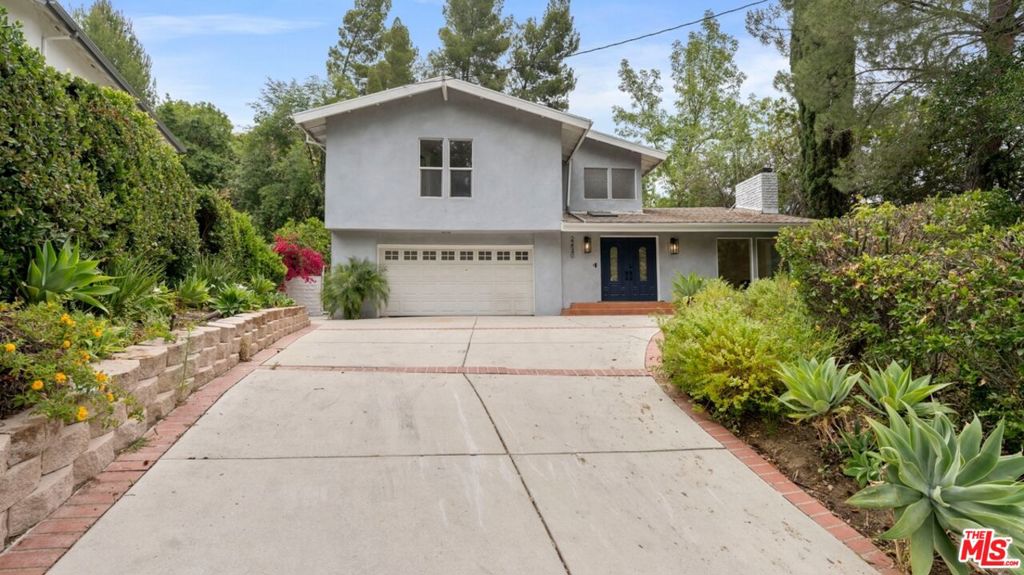 22540 Margarita Drive Property Photo 1