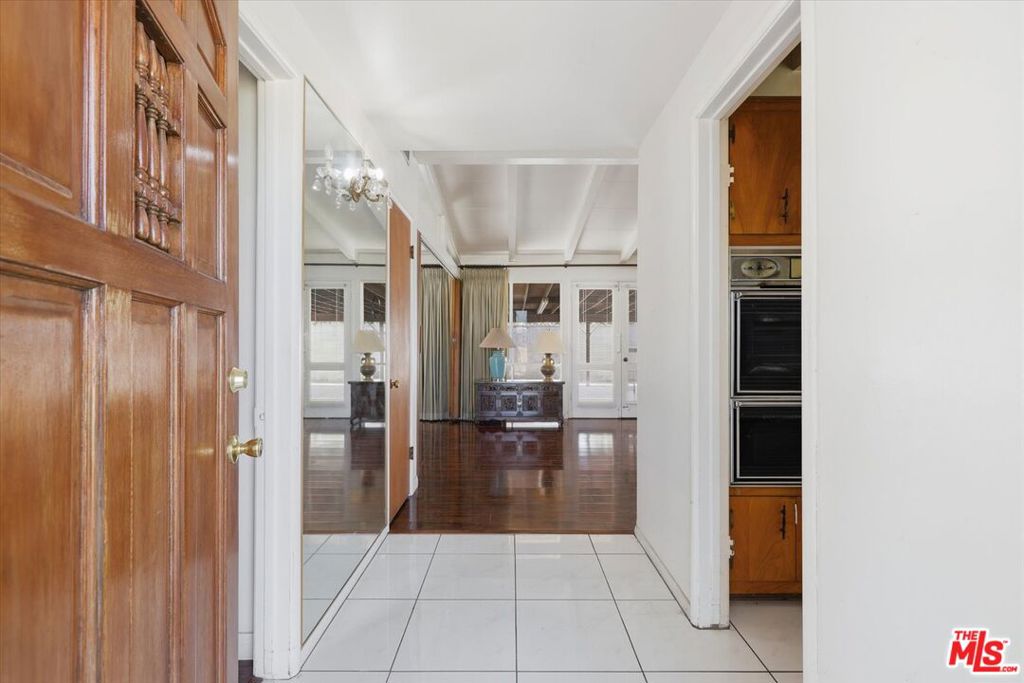 8445 Morrill Avenue Property Photo 8