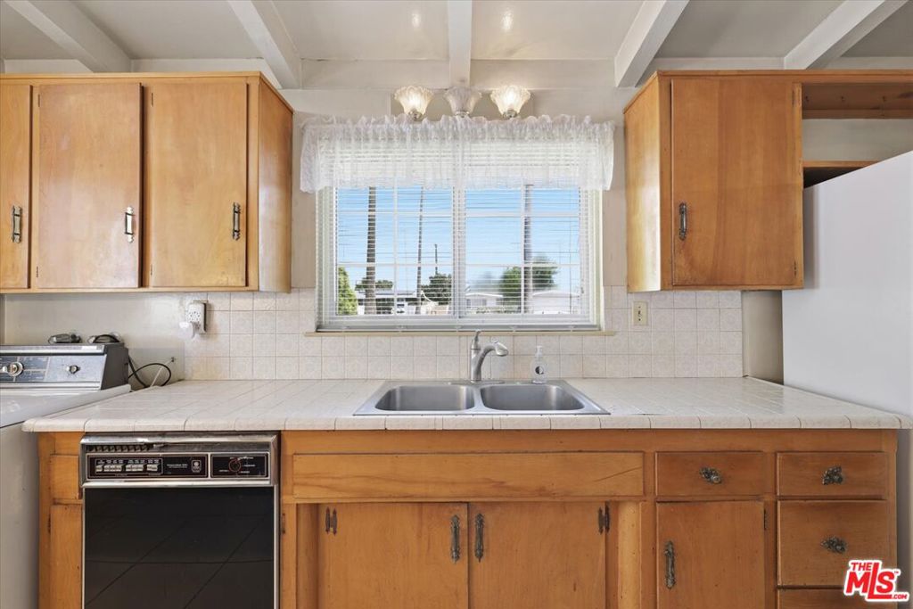 8445 Morrill Avenue Property Photo 15