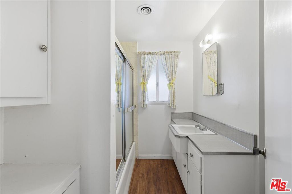 8445 Morrill Avenue Property Photo 32