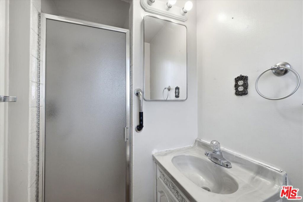 8445 Morrill Avenue Property Photo 35