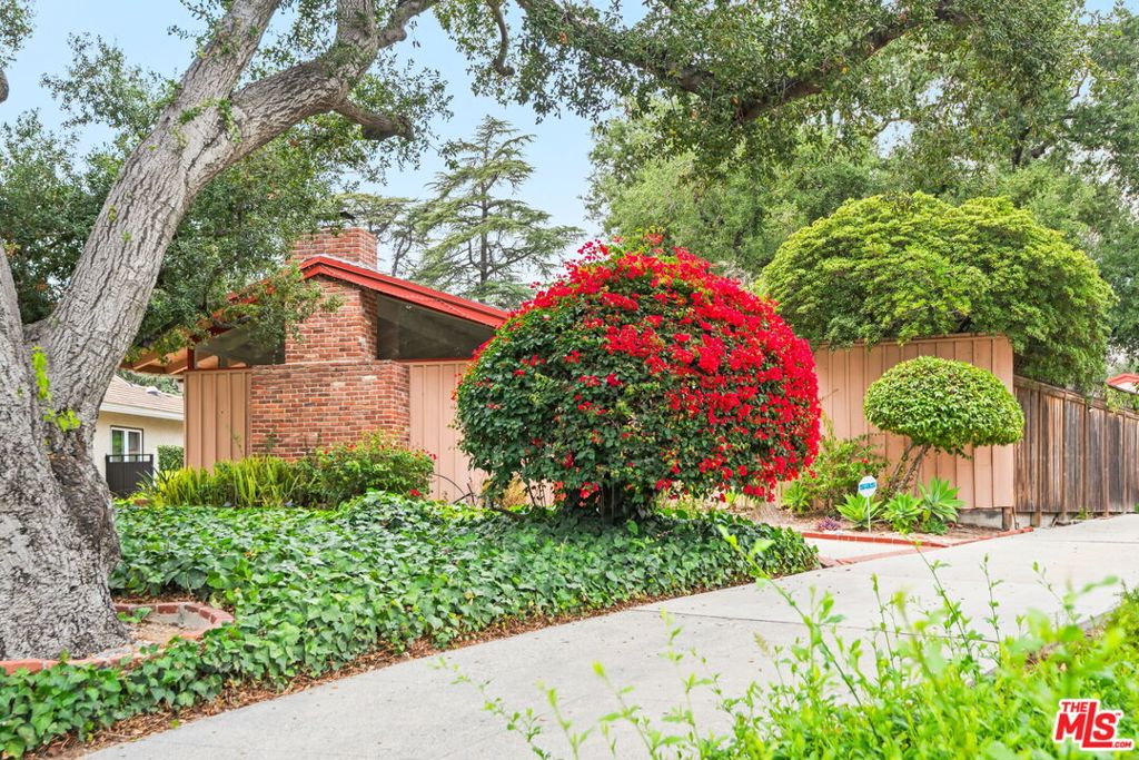 1641 Morada Place Property Photo 2