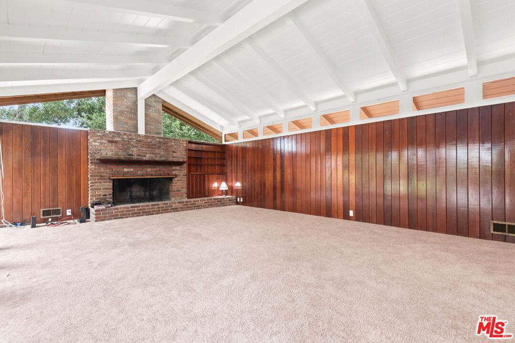 1641 Morada Place Property Photo 15