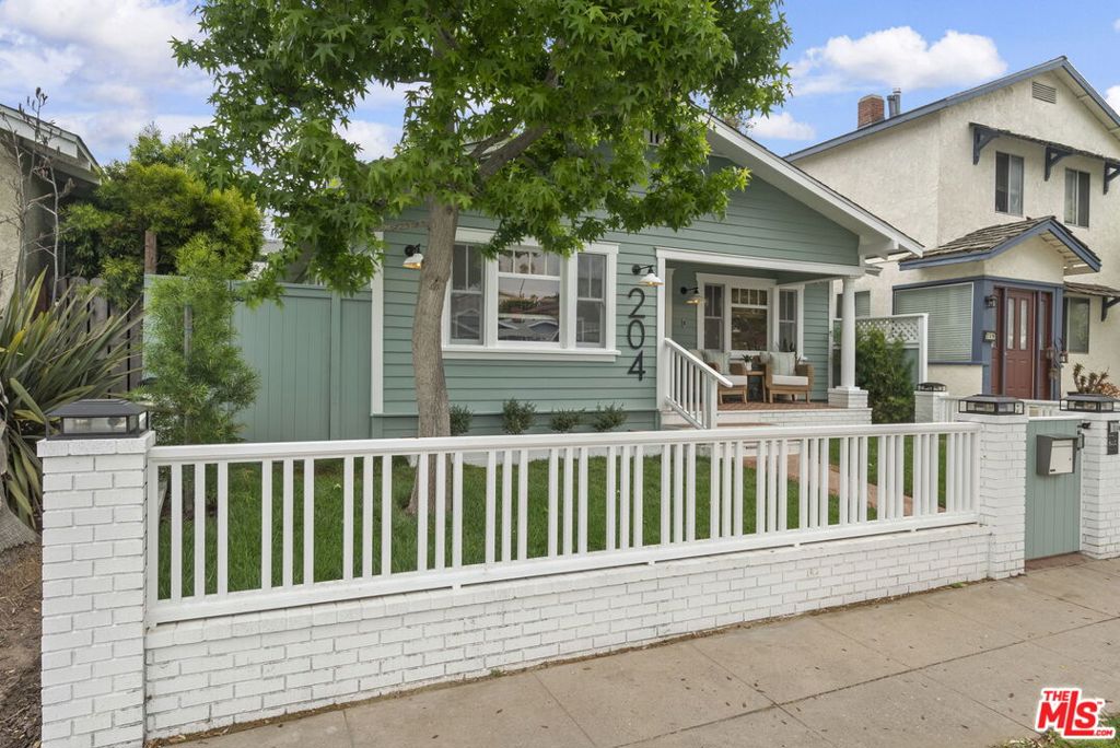 204 S Broadway Property Photo 30