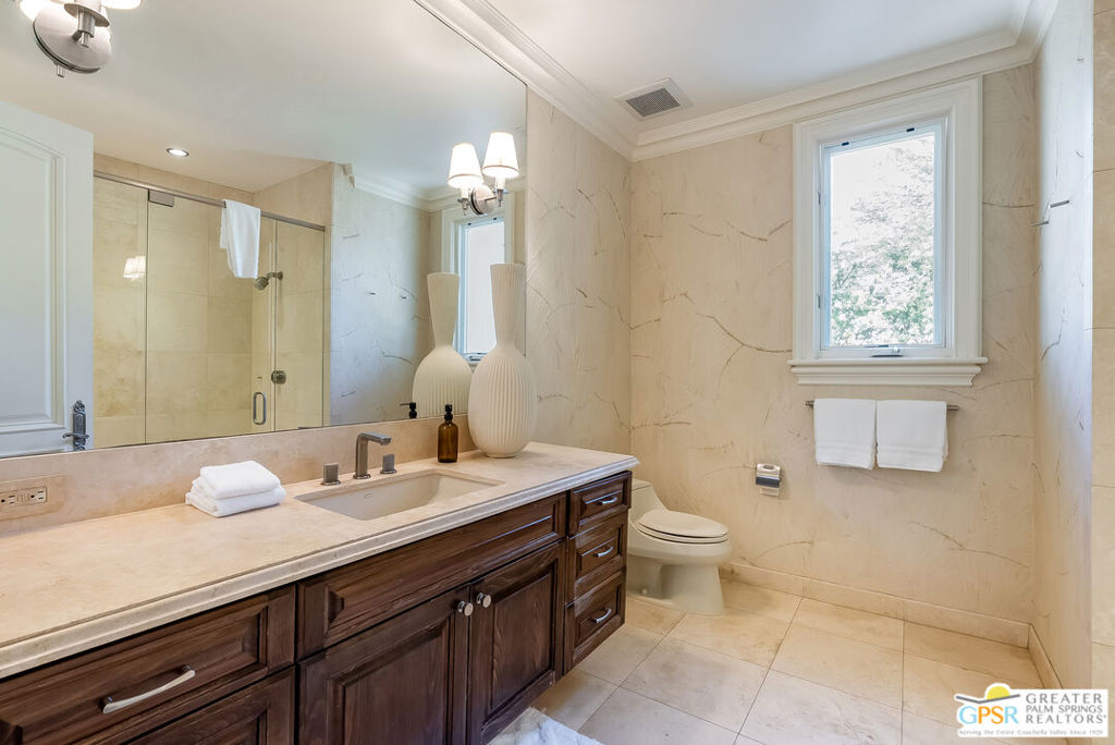1 Saint Petersburg Court Property Photo 63