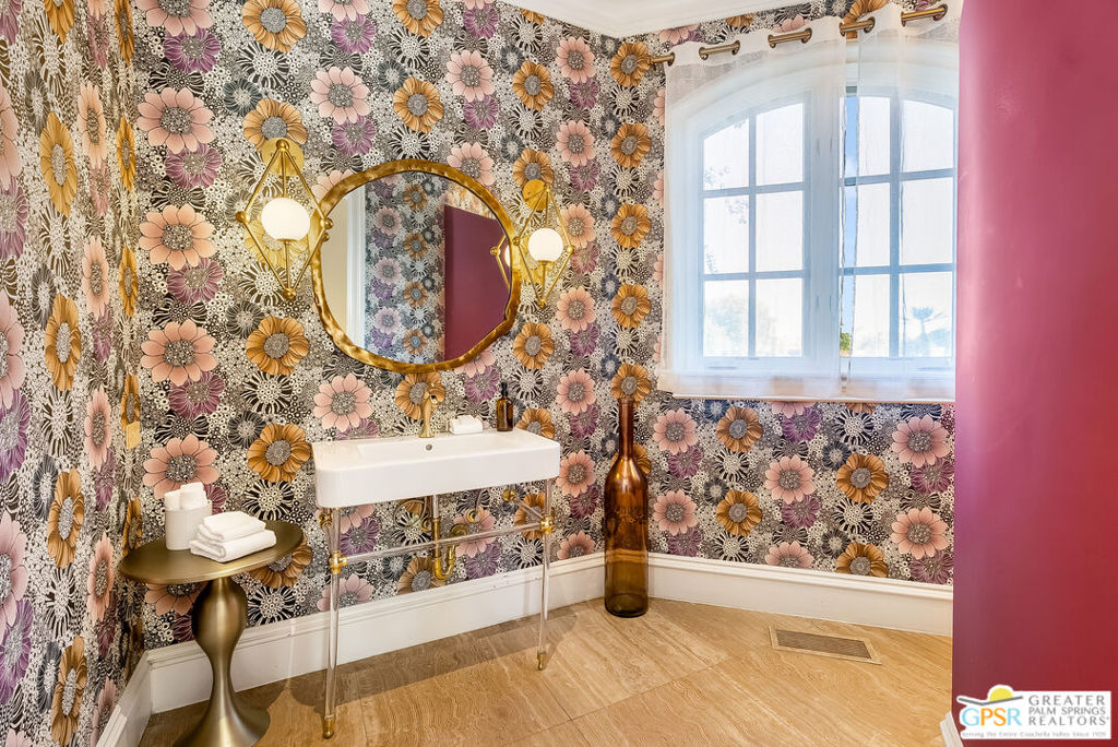 1 Saint Petersburg Court Property Photo 64