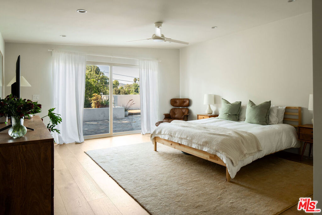 23811 Berdon Street Property Photo 19