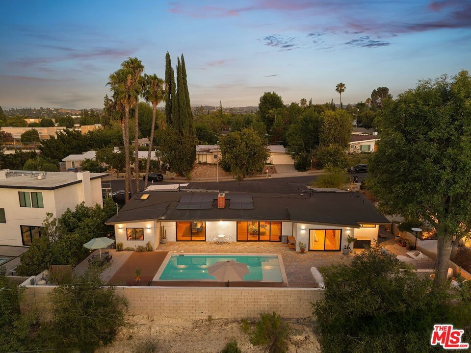 23811 Berdon Street Property Photo 46