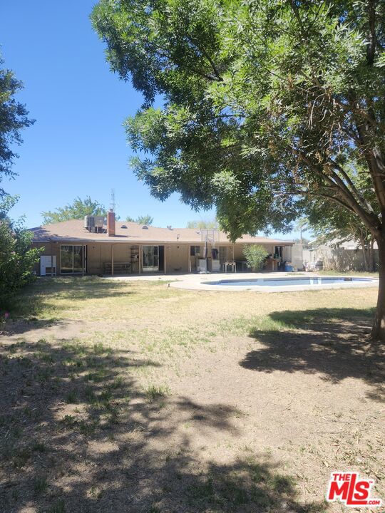 15723 E Avenue Q7 Property Photo 8