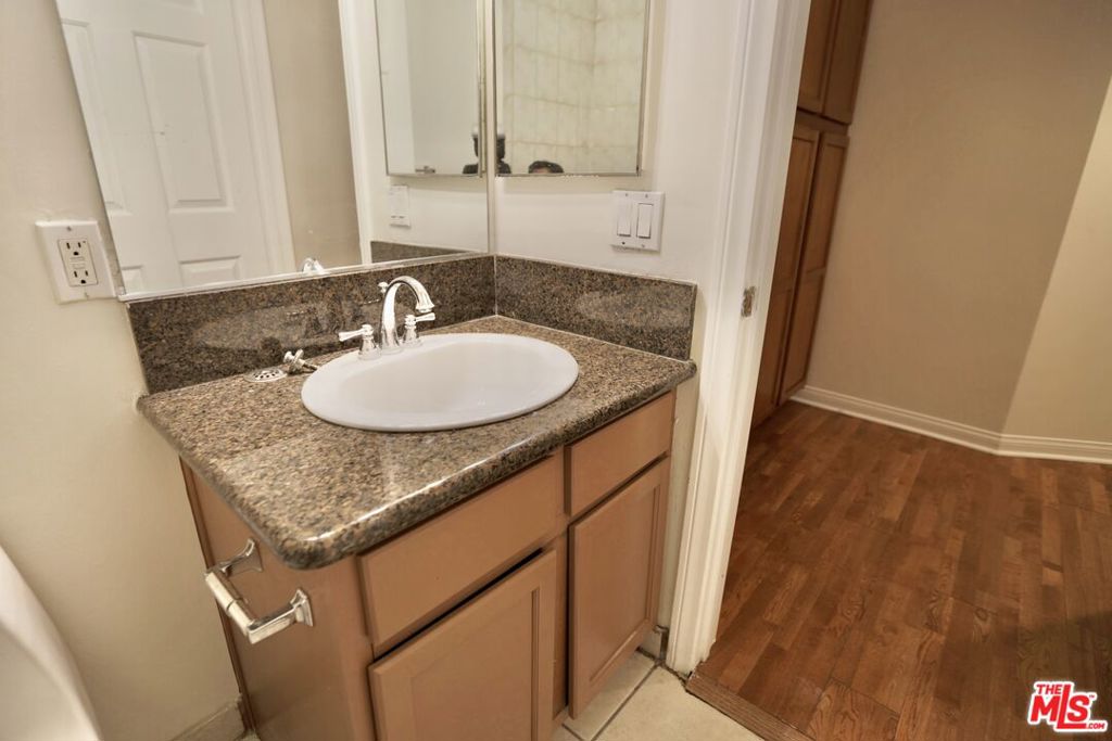 14317 Friar Street Property Photo 8