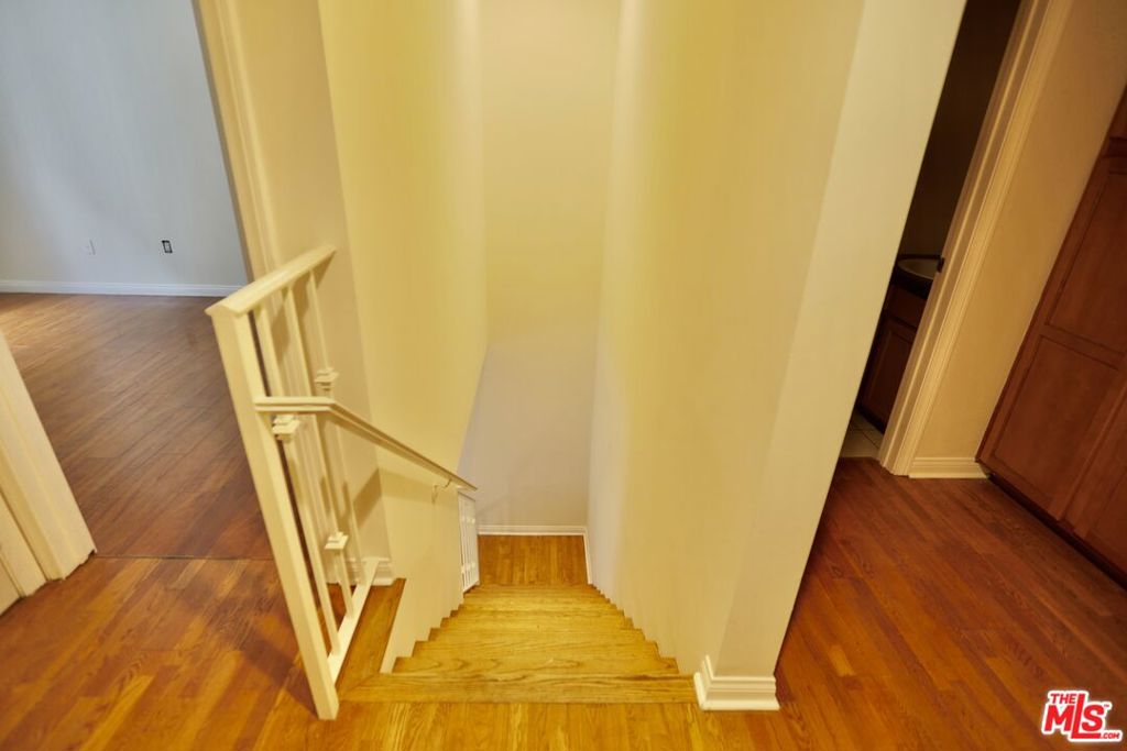 14317 Friar Street Property Photo 10