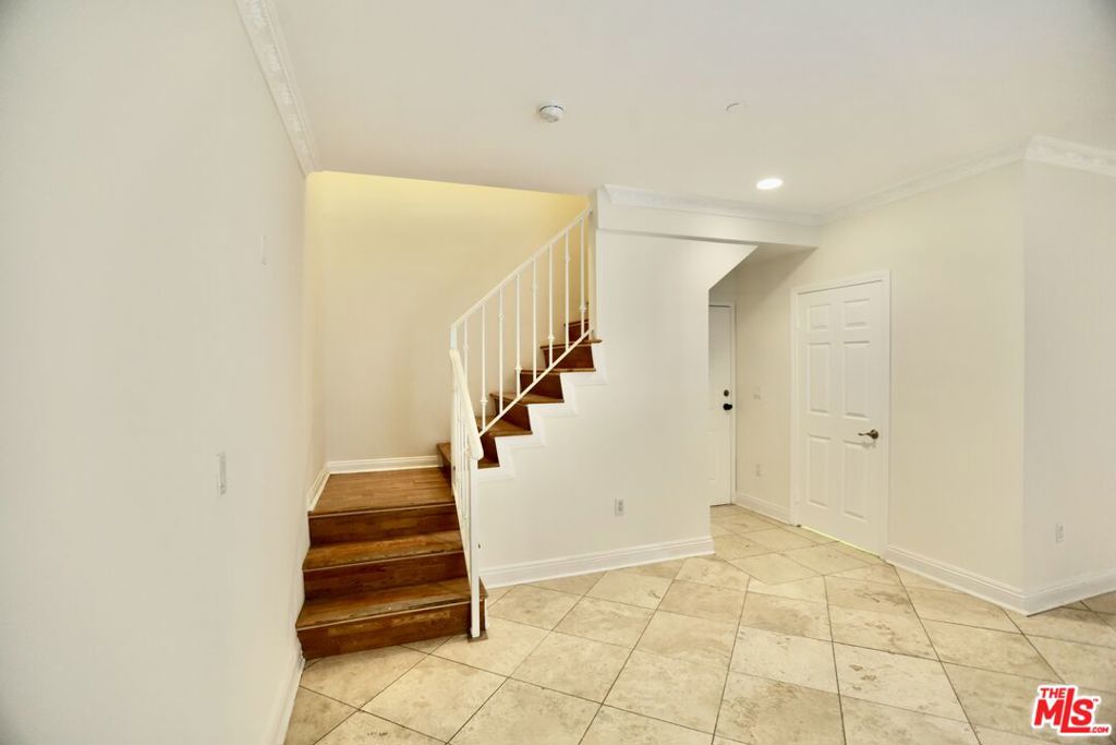14317 Friar Street Property Photo 12
