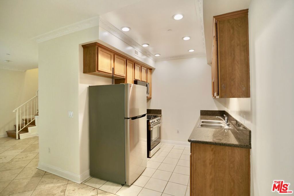 14317 Friar Street Property Photo 14