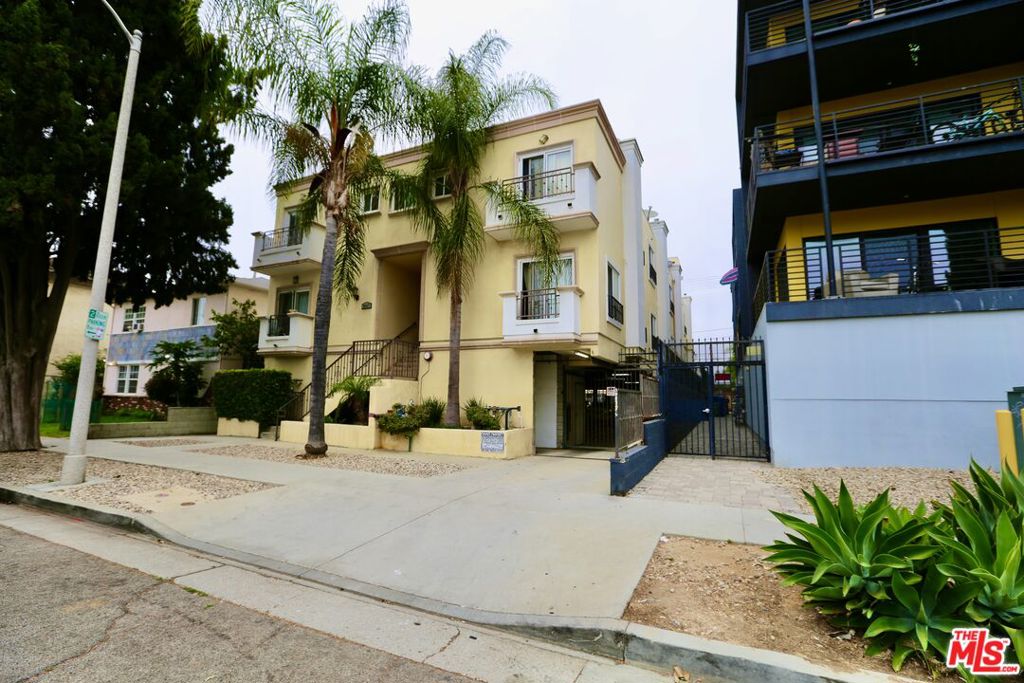 14317 Friar Street Property Photo 20