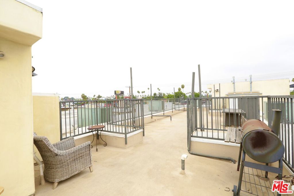 14317 Friar Street Property Photo 24