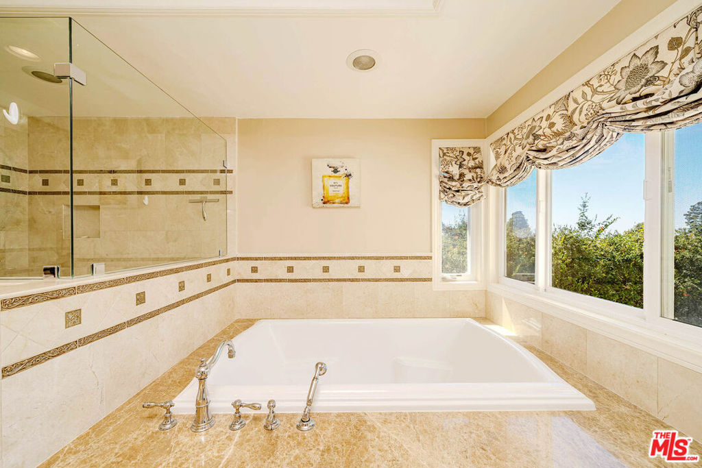 27 Horseshoe Lane Property Photo 40
