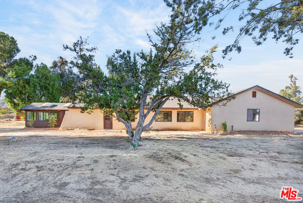 33201 Barber Road Property Photo 1