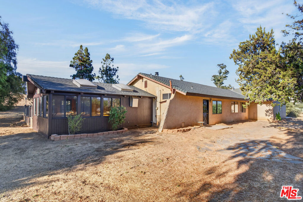 33201 Barber Road Property Photo 4