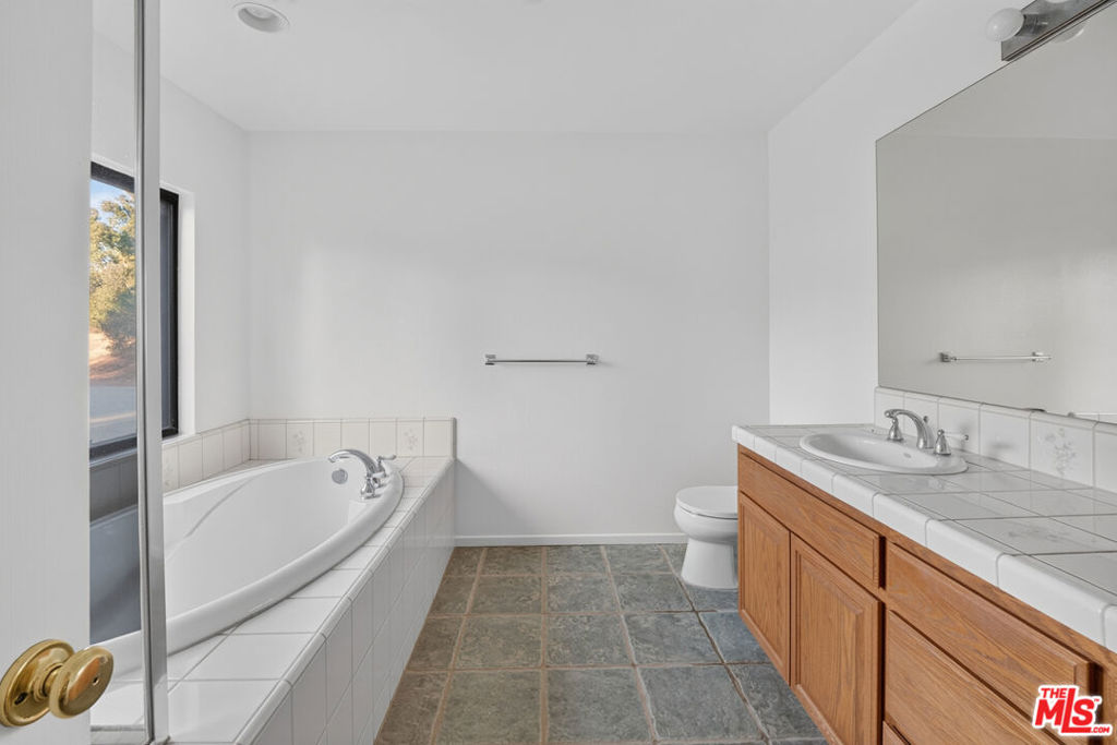 33201 Barber Road Property Photo 23