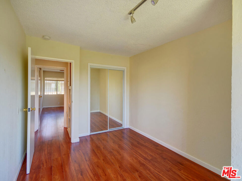 1540 N Fuller Avenue 9 Property Photo 13