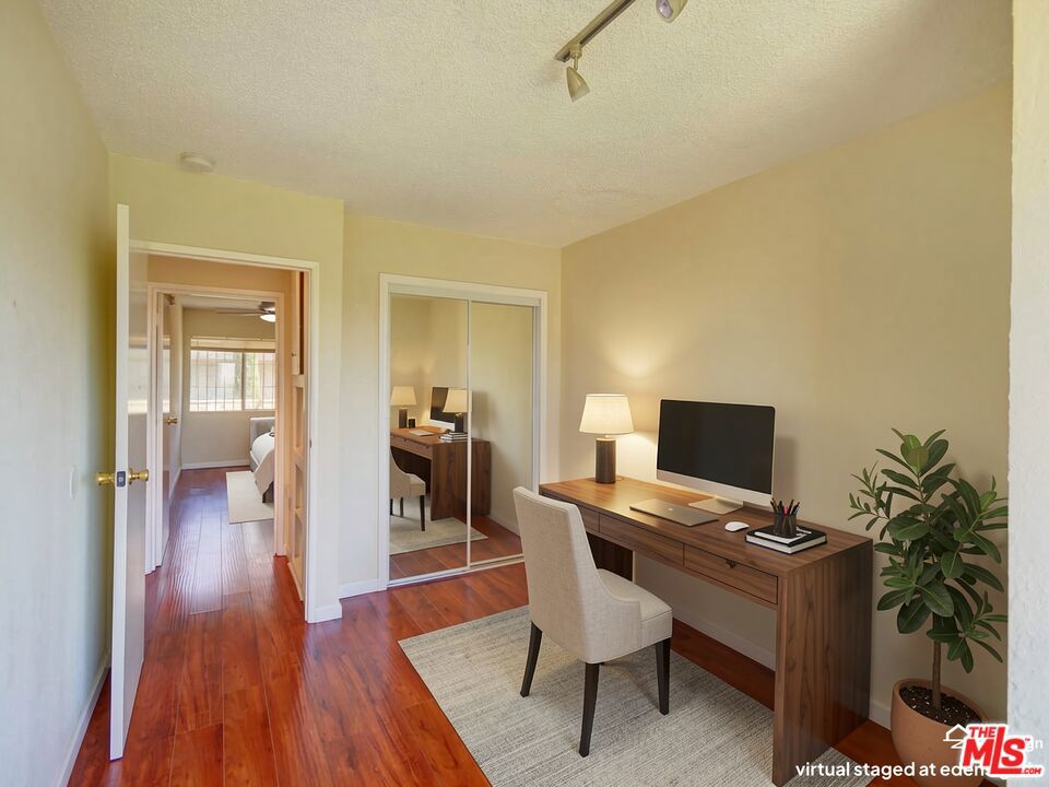 1540 N Fuller Avenue 9 Property Photo 14